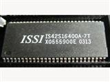 ISSI IS42S16400A-7T TSOP54 DRAM 64 Mbit 133 MHz